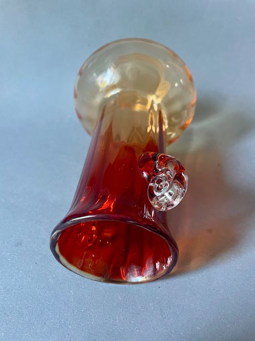 Tarnowiec wazon motylek kolorowe szkło PRL