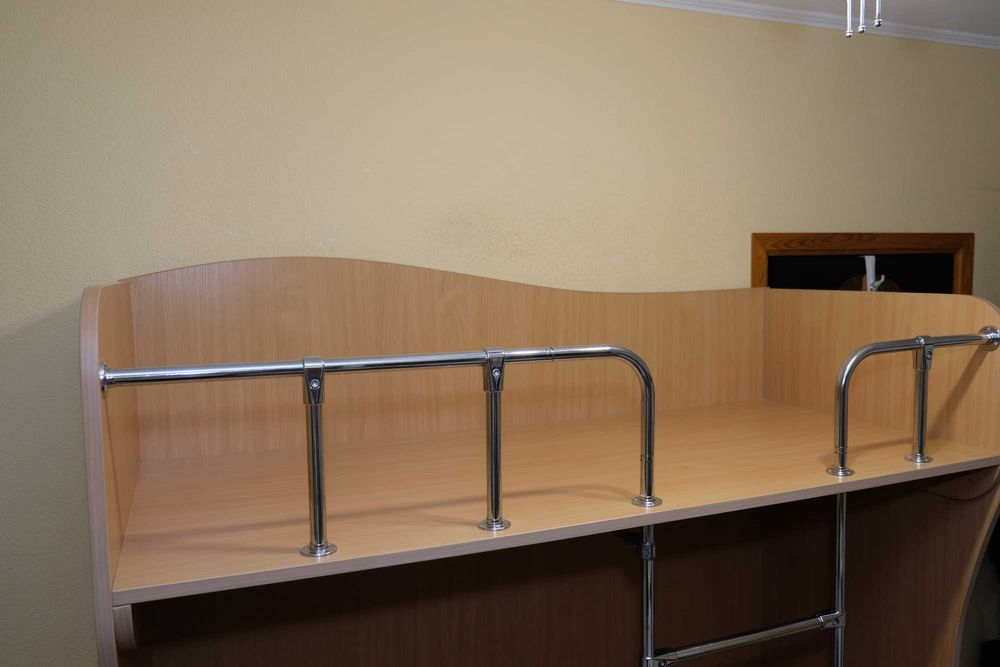 Ліжко двоярусне дитяче / підліткове