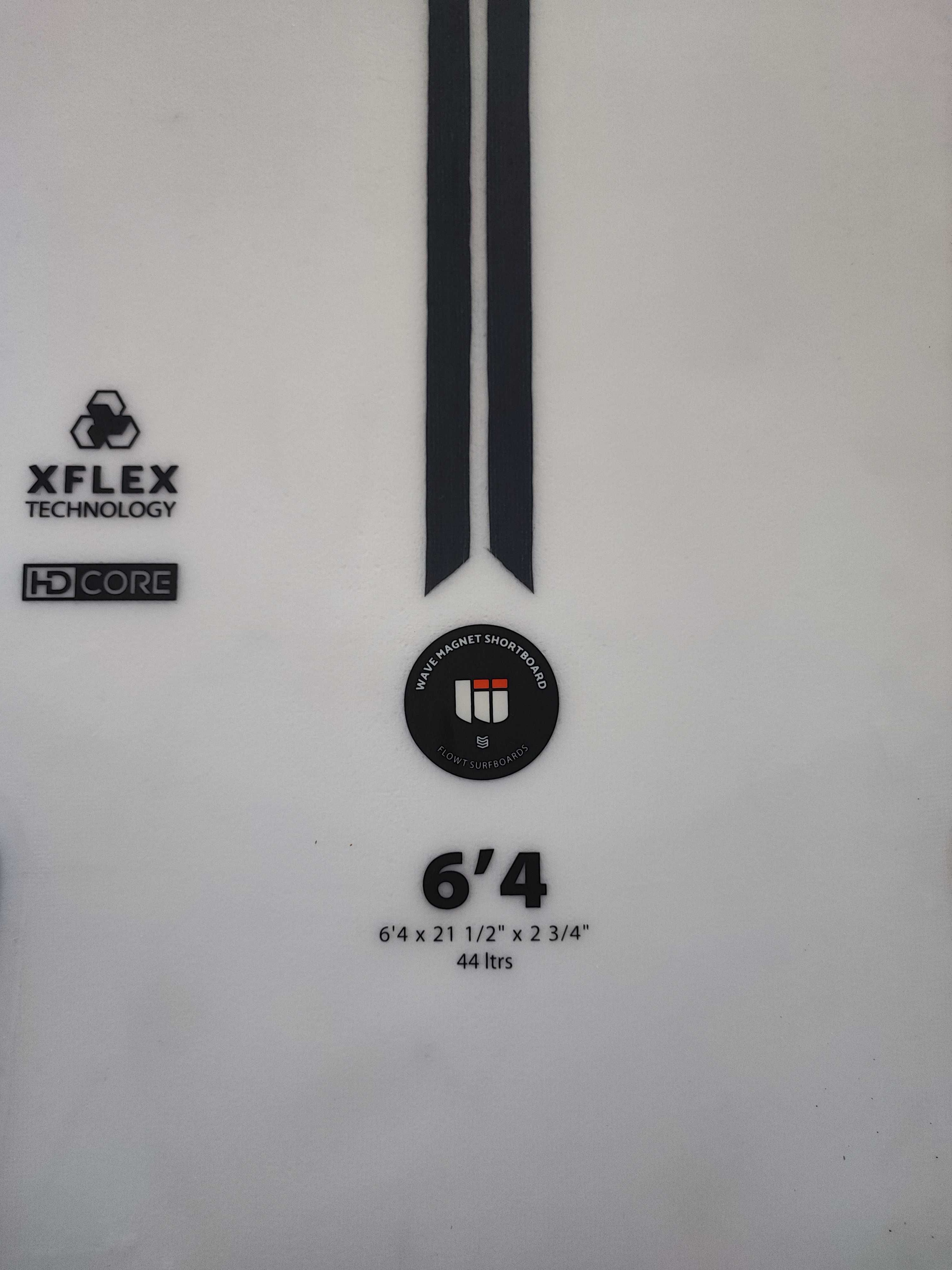 Flowt Wave Magnet Shortboard 6'4 44lts