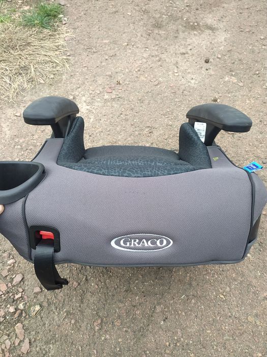 Автокрісло бустер graco