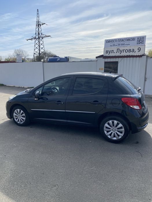 Продам автомобіль Peugeot 207, 2011р. Пробіг 192 тис.км.