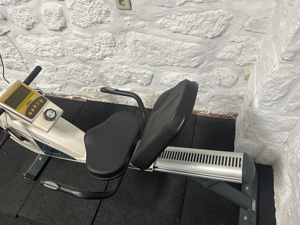 bicicleta estatica BH fitness comfort maquina de pedalar