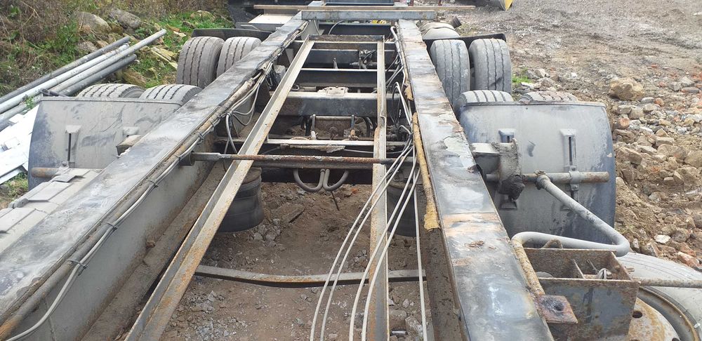 Przyczepa naczepa Osie rolnictwo transport  i innne