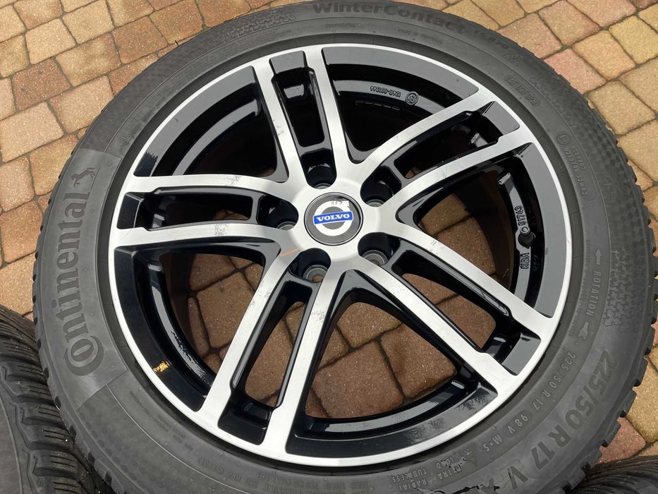 3645. Alufelgi 17" 5x108 Ford Smax Focus Volvo 7J ET40.5 czarne proste