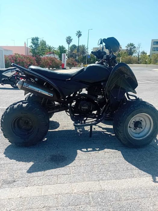 Moto 4 Shineray 250cc