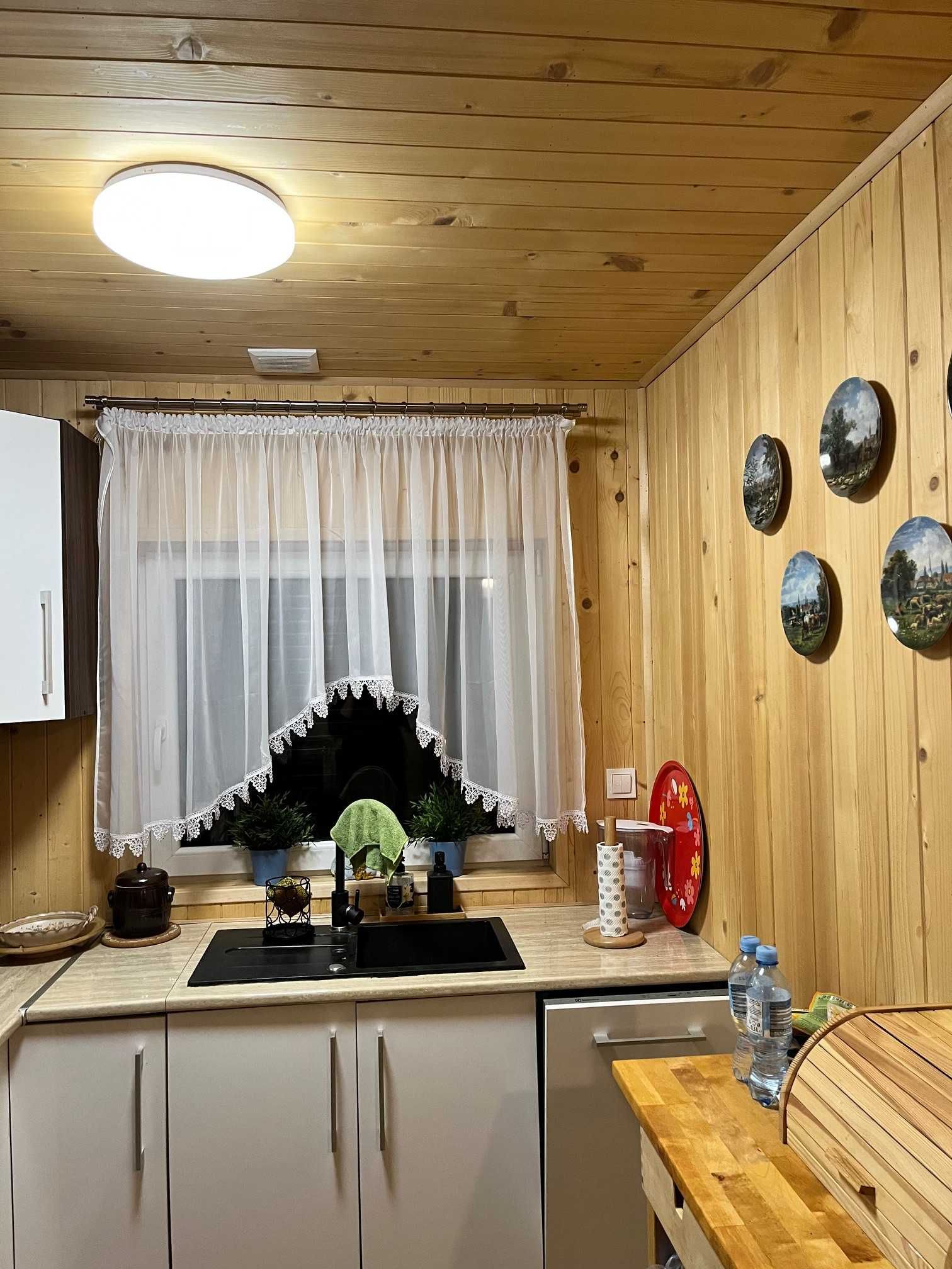 Domek drewniany z SAUNA i Jacuzzi JEZIORSKO