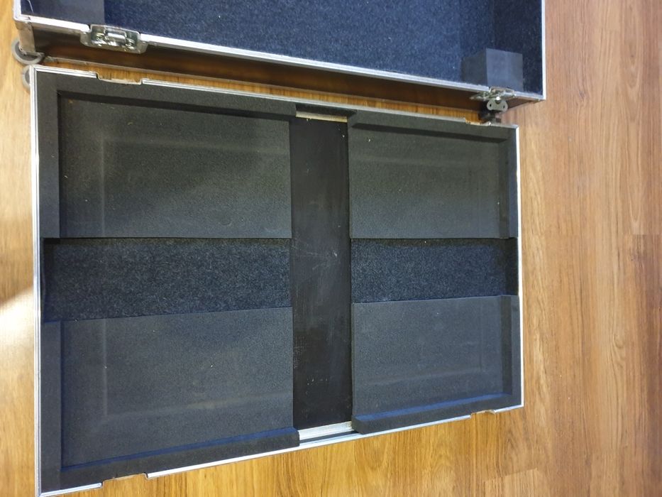 Duża skrzynia transportowa case walizka 111x74x24