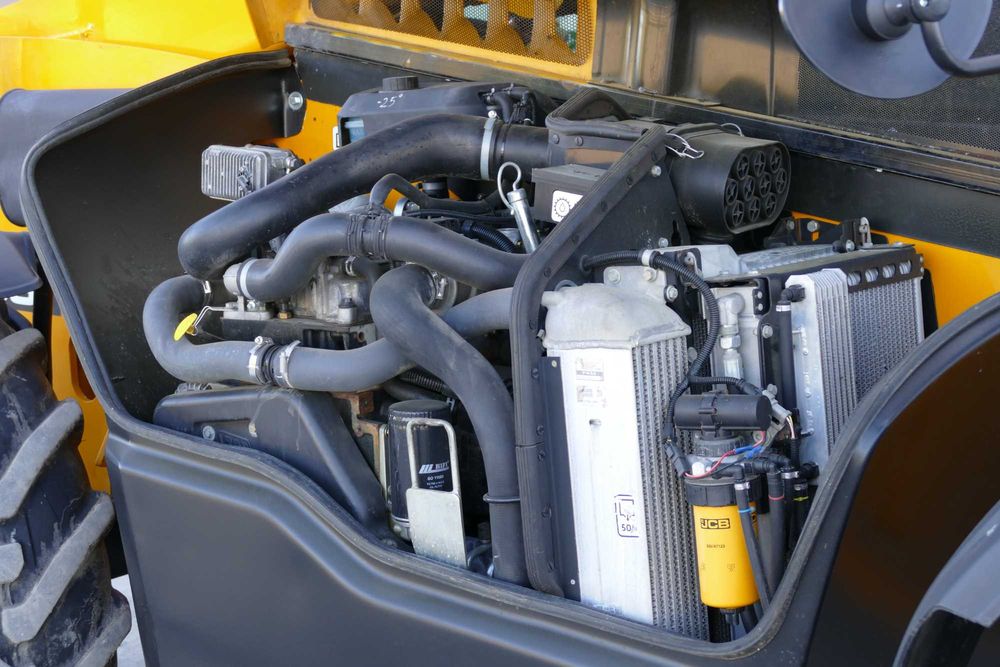 ładowarka teleskopowa jcb 531 70 agri plus