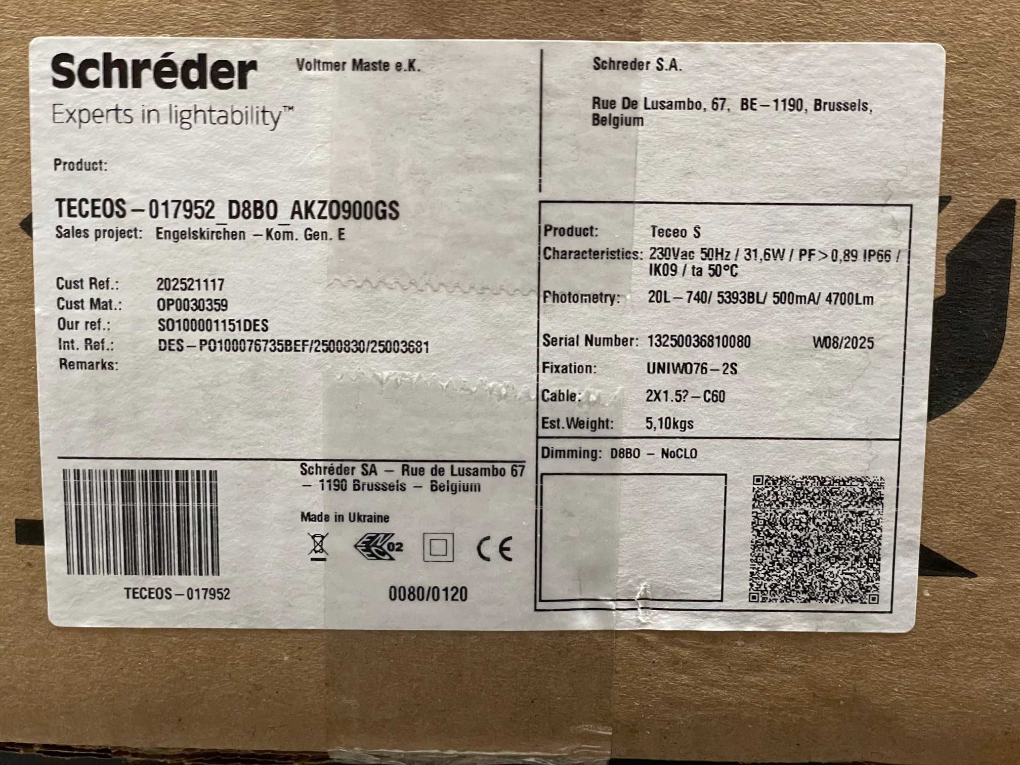 Latarnia uliczna LED Schreder TECEOS-017952, 230V 32W 20LED 4700Lm