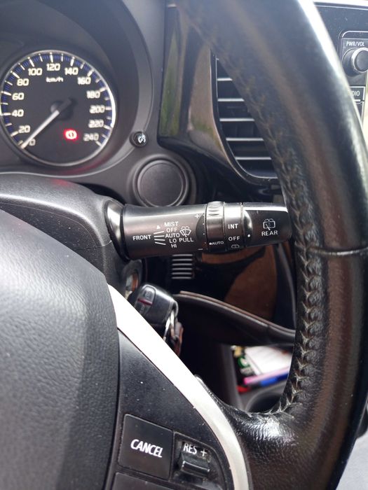 Mitsubishi Outlander 2,2 дизель