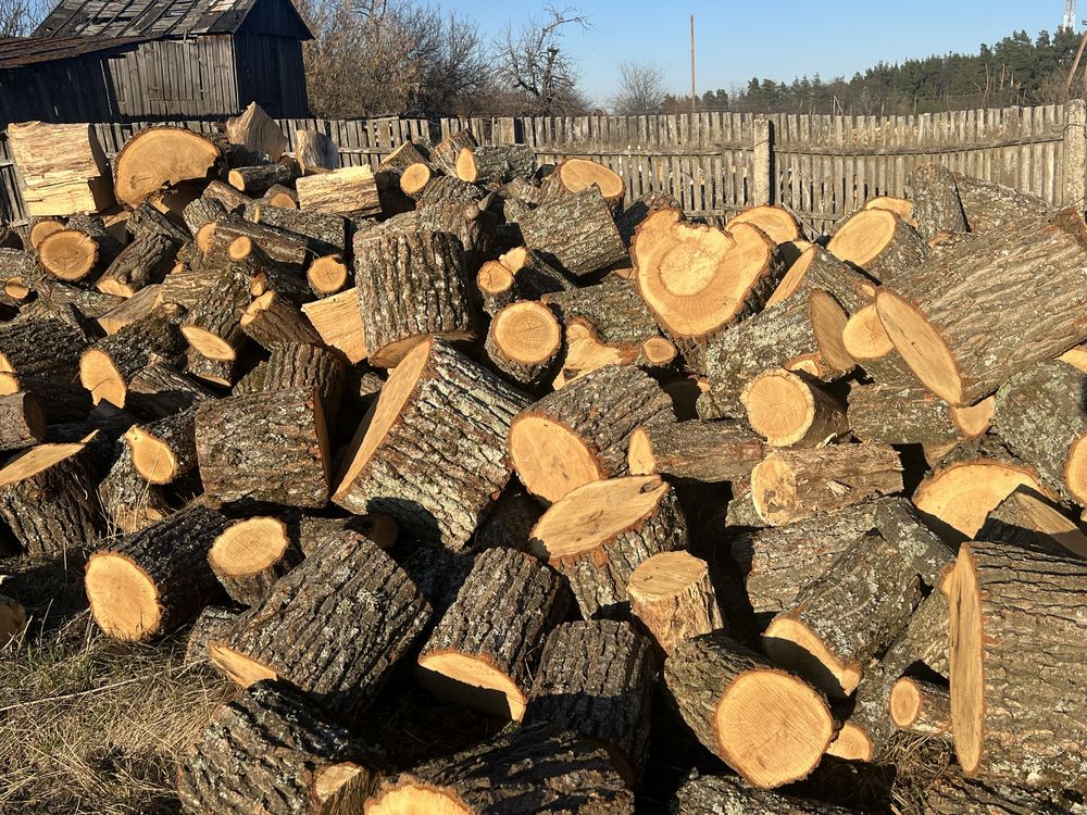 Якісні сухі дрова твердих порід