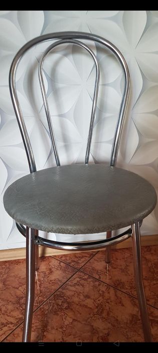 Stołki kuchenne stalowe