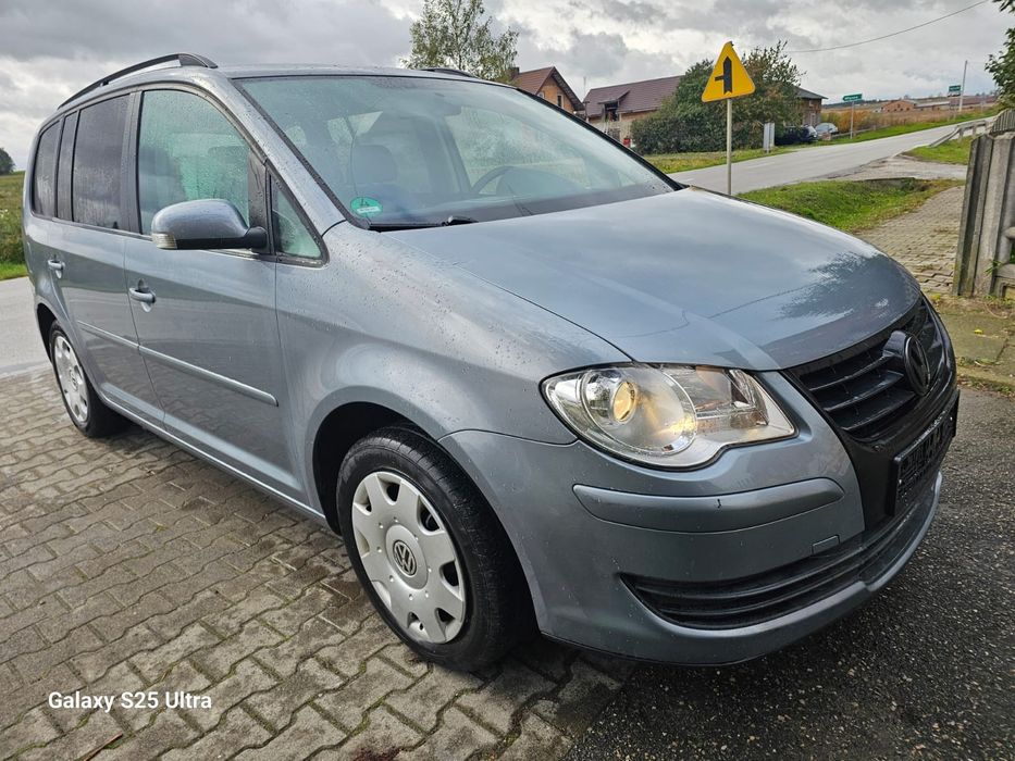 Touran 1,6 102Ps 7 osobowy 2007r z Niemiec