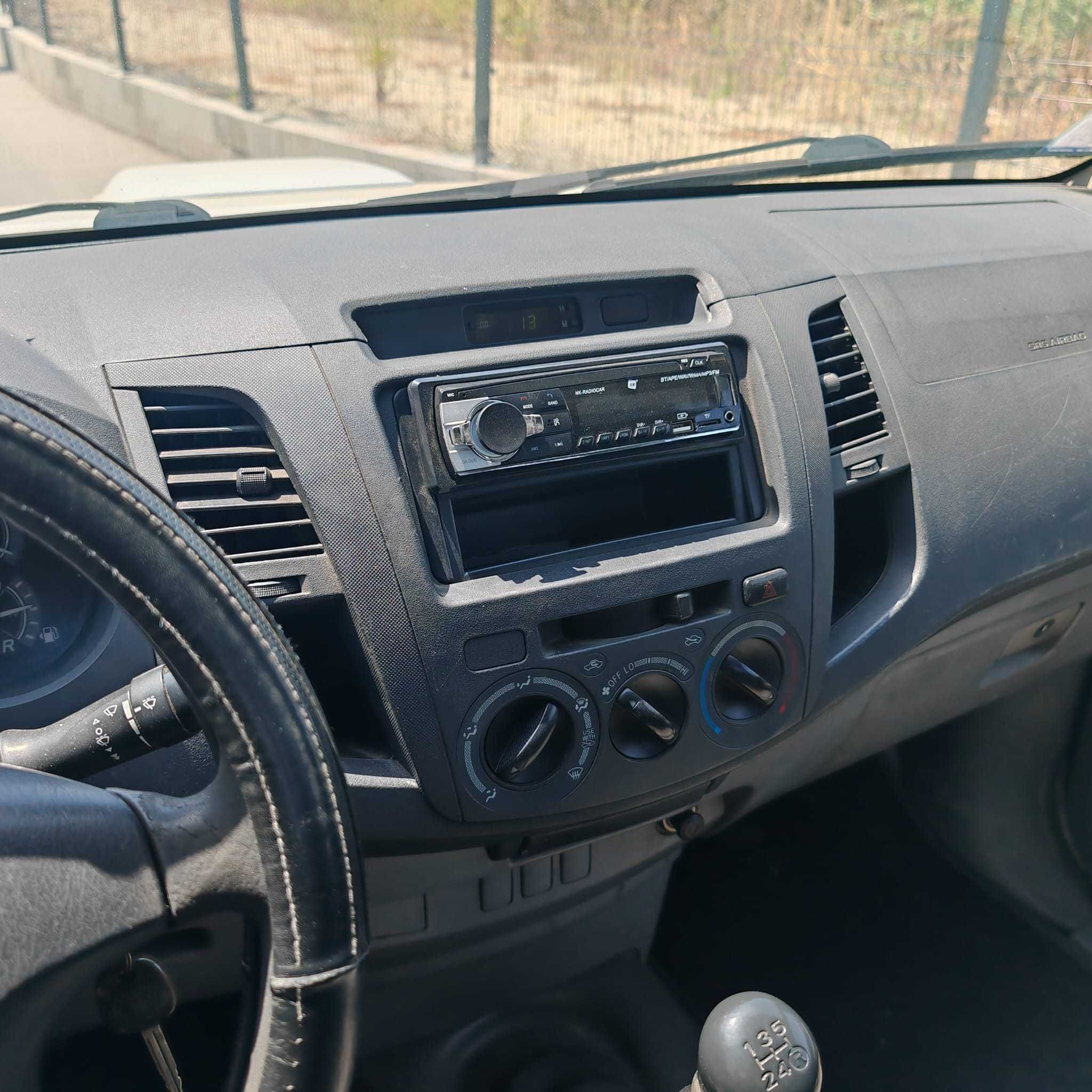 Toyota Hilux 2.4 Diesel