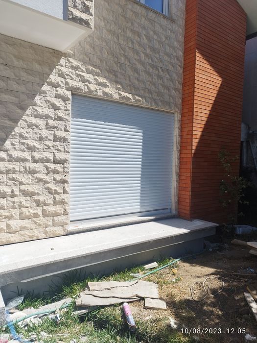 Reparacao e montagem de todo o tipo de estores