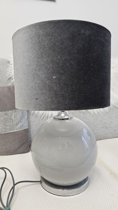 Lampa stojąca piękna
