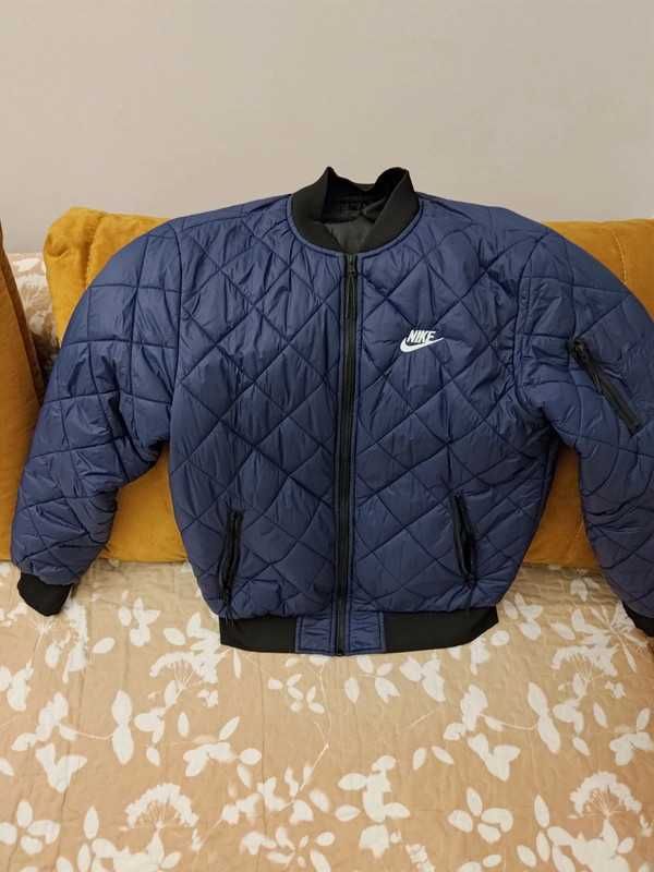 Kurta pikowana Nike przejściowa