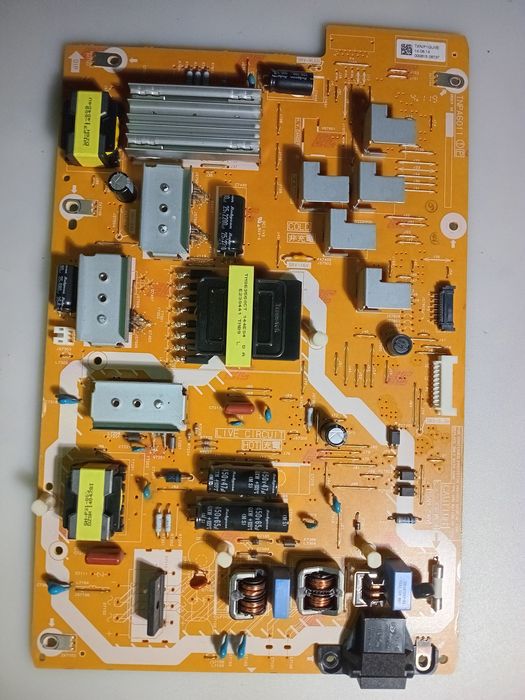 Продам плати з розбитого телевізора