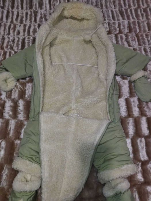 Зимовий комбінезон.