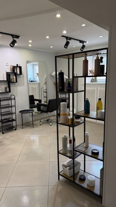 Аренда парикмахерского кресла, кератин,ботокс, колорист