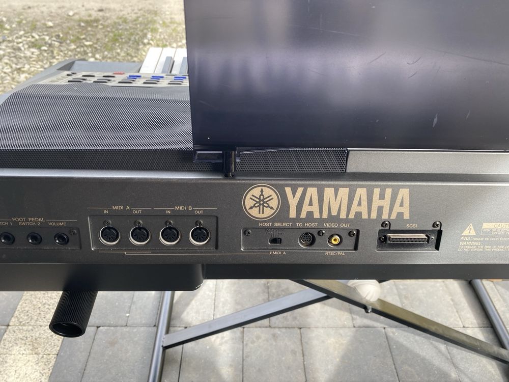 Keybord yamaha psr-9000