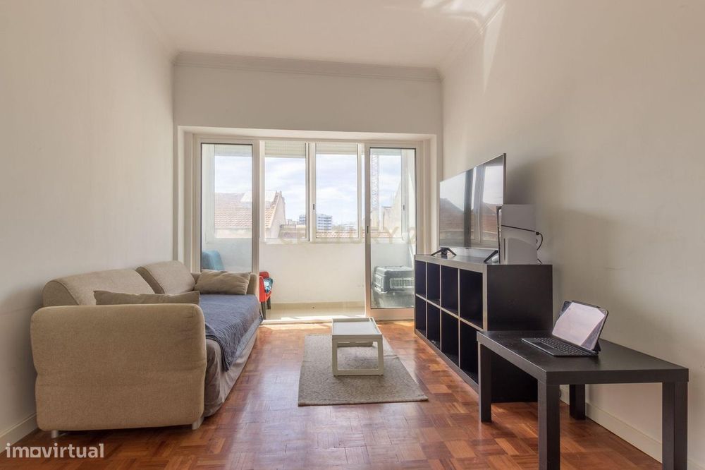 Arrendamento T1 renovado em localização premium junto à Gulbenkian
