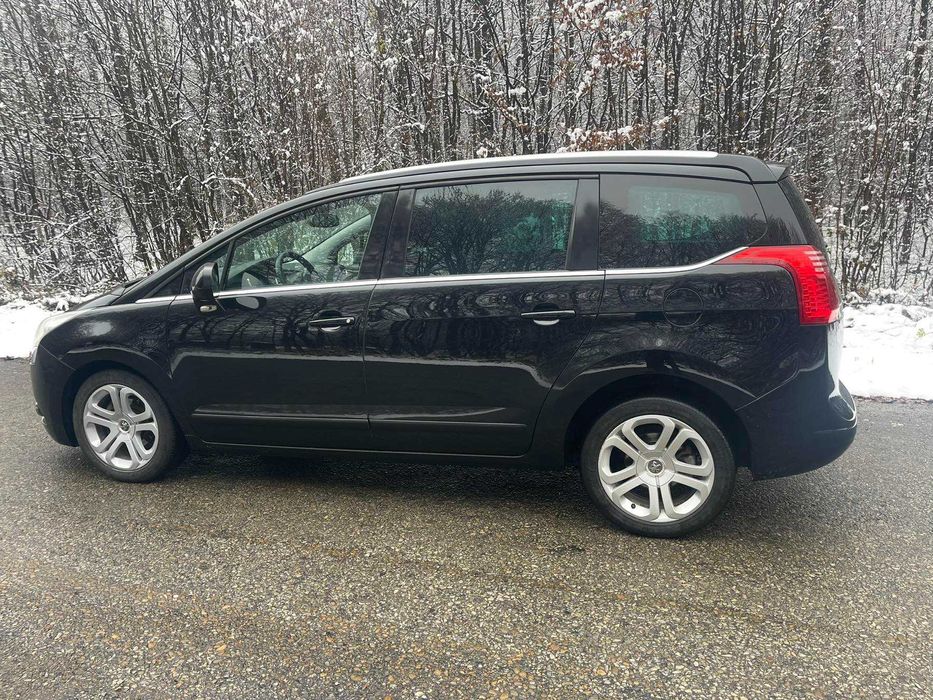 Пежо 5008 автомат максимальна комплектація