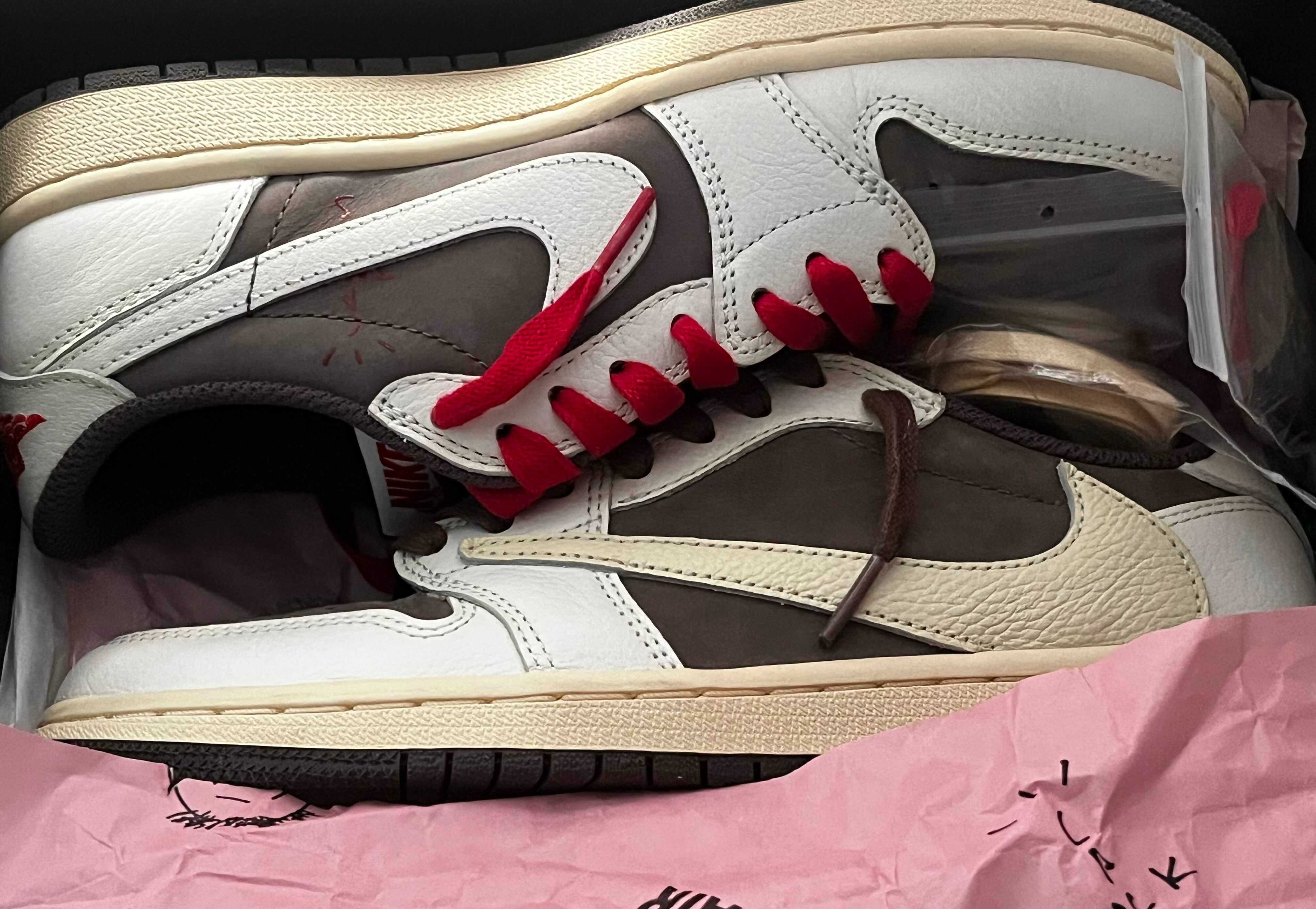 Jordan 1 Low Travis Scott Reverse Mocha