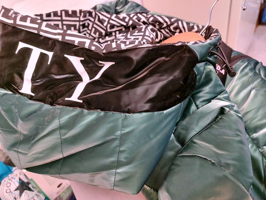 Kurtka pikowana ocieplana wiosna przejsciowka aksamitny hit zielony me