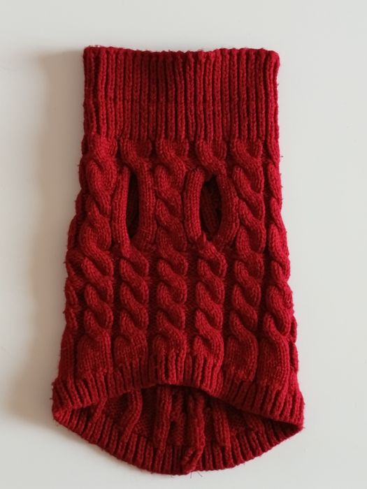 Sweterek dla pieska małej rasy