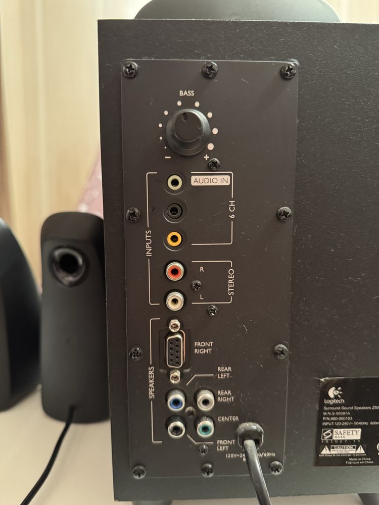 Акустика 5.1  Logitech Z-506. Колонки