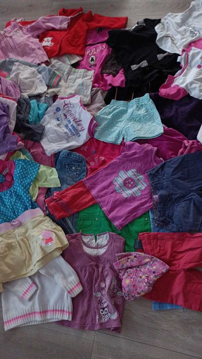 Zestaw ubranek dla dziewczynki roz. 98