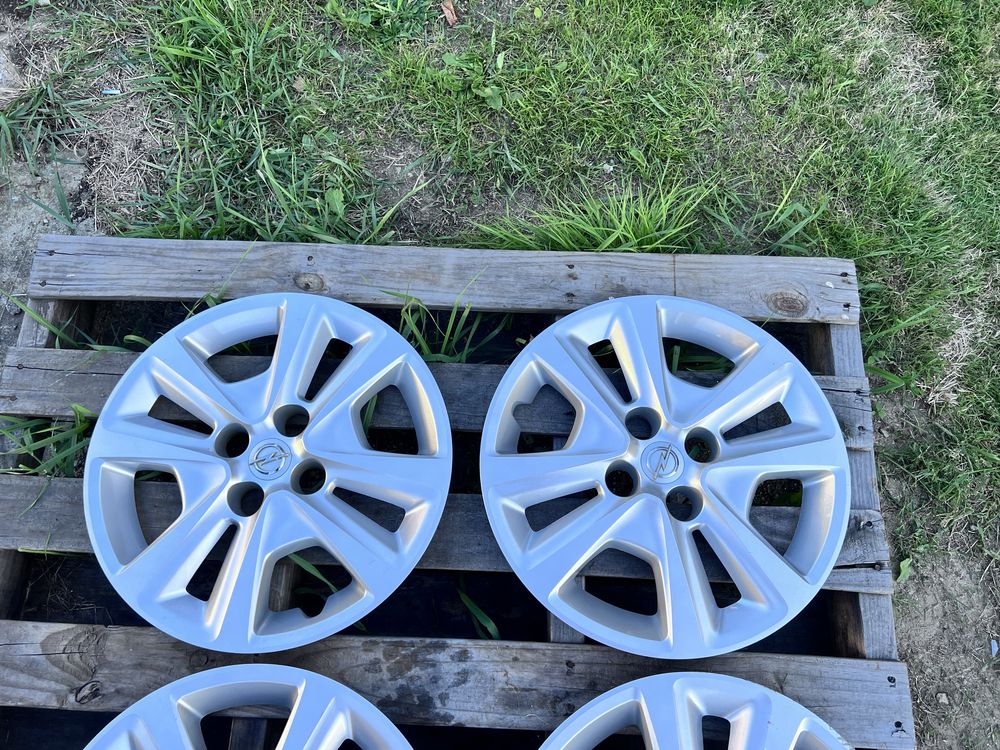 Komplet kołpaków do felg strukturalnych OPEL 15”