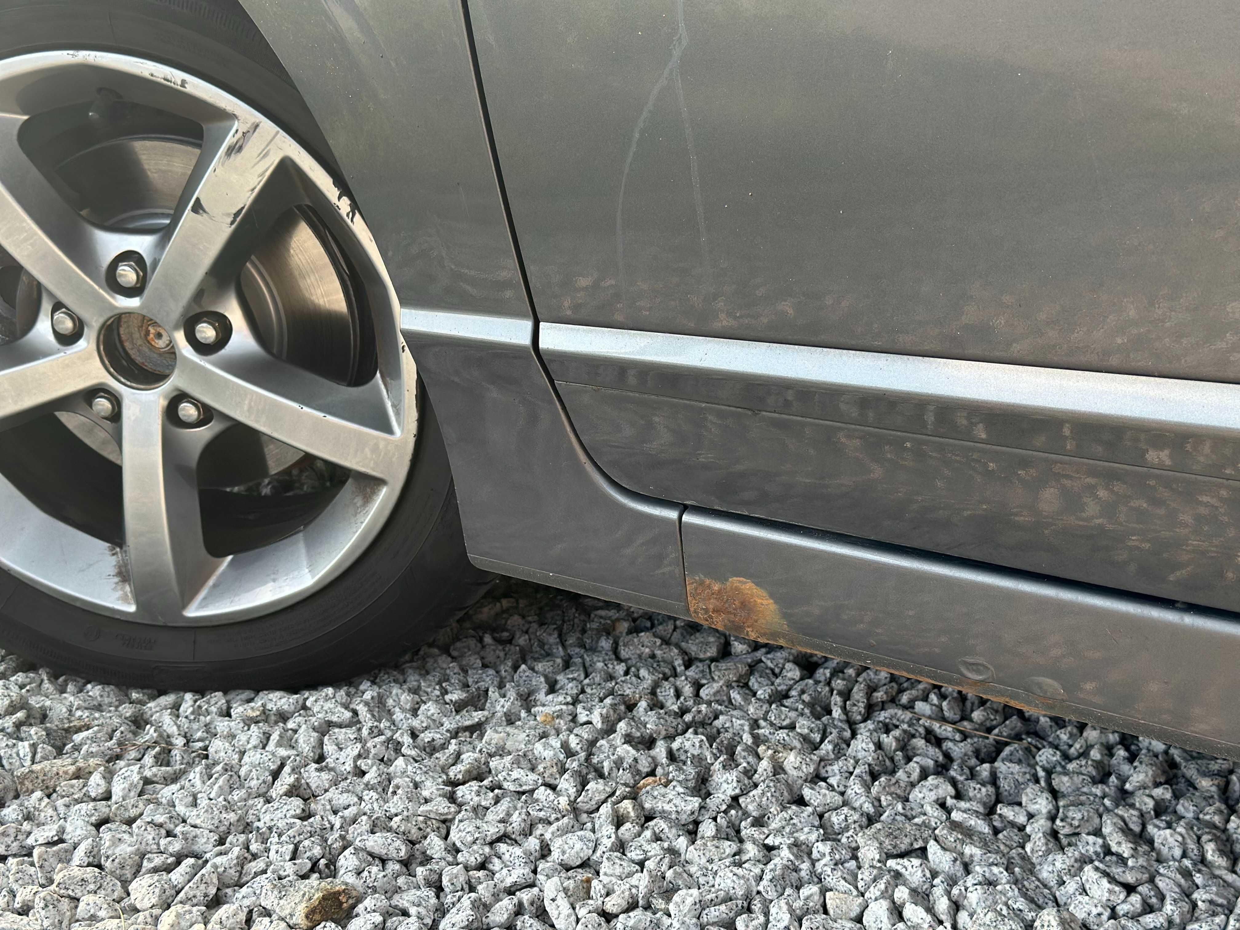 Honda Civic VIII 2009r sprzedam na części