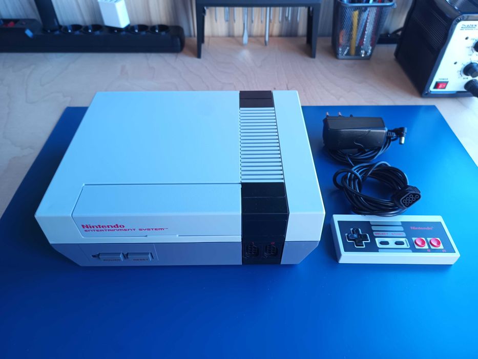 Konsola Nintendo Entertainment System NES + kontroler