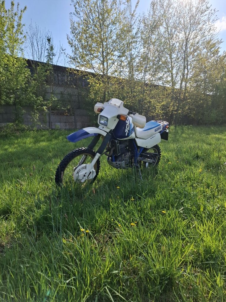 Sprzedam Suzuki dr 600