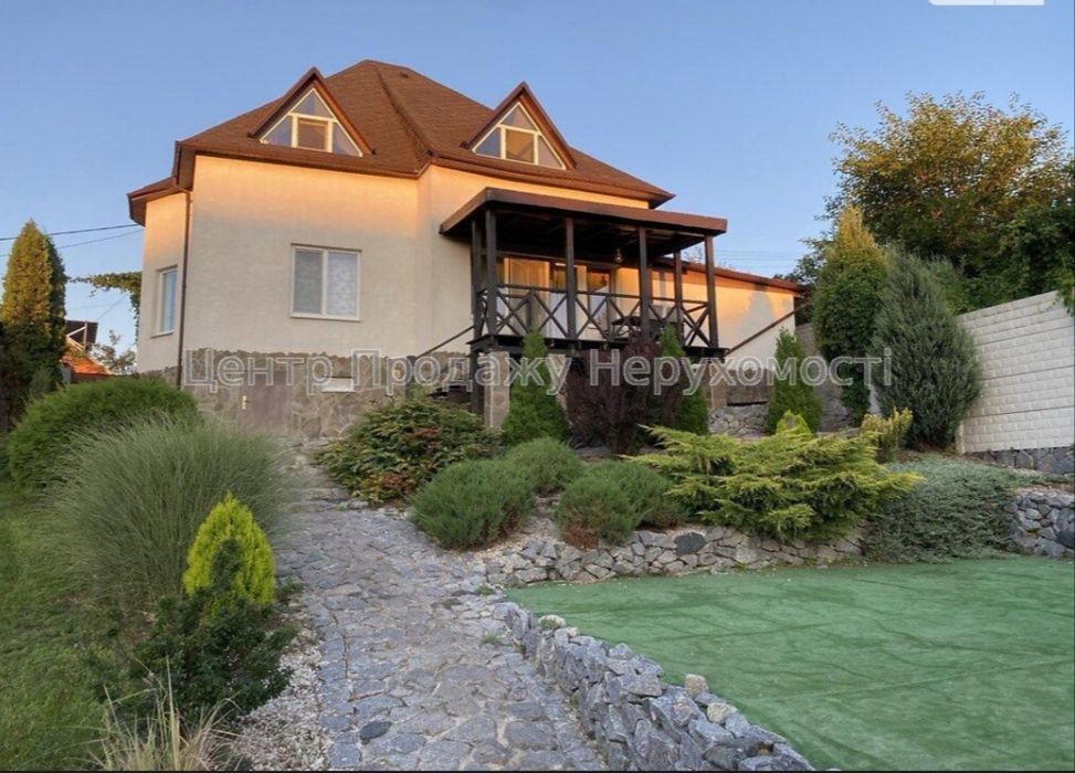 Продам будинок (дом). Ремонт. Меблі. Є-відновлення