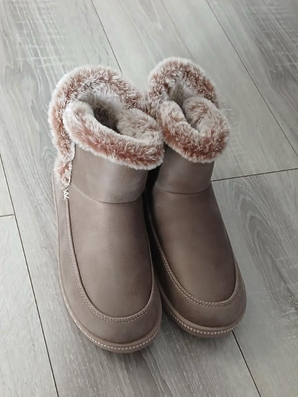 Emu buty damskie Skechers śniegowce ocieplane futerkiem rozm 38