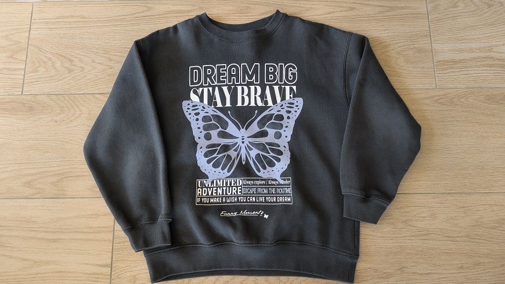 Grafitowa bluza Zara rozmiar 140 z motywem motyla