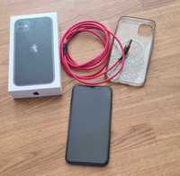 Smartfon Apple iPhone 11 64 GB  czarny + akcesoria. Stan idealny.