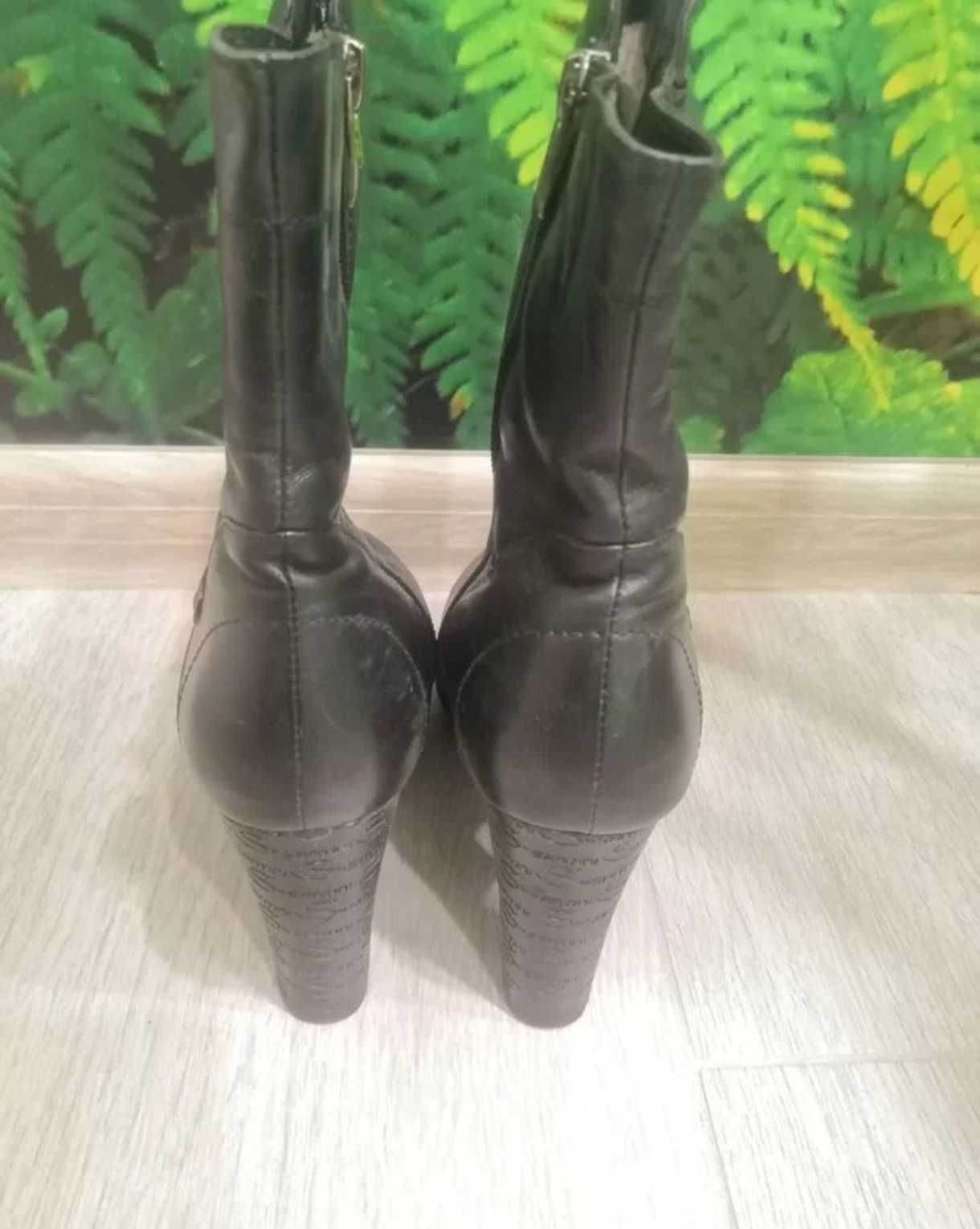 Полусапожки женские