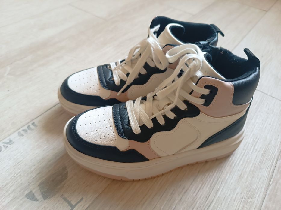 Кеди снікерси Zara розмір 33 устілка 21,5см стан відмінний