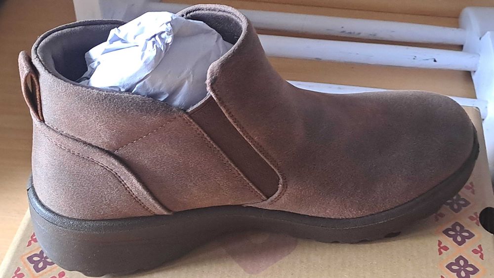 Botas Skechers NOVINHAS - Nunca foram usadas