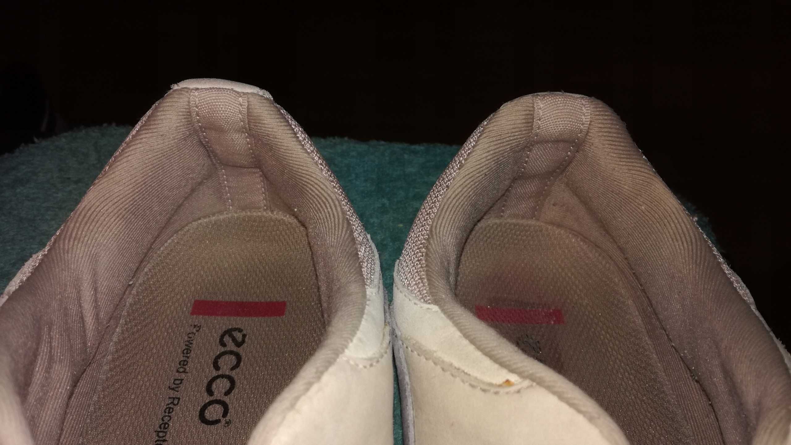 Damskie sneakersy ECCO r.40 skóra stan bardzo dobry