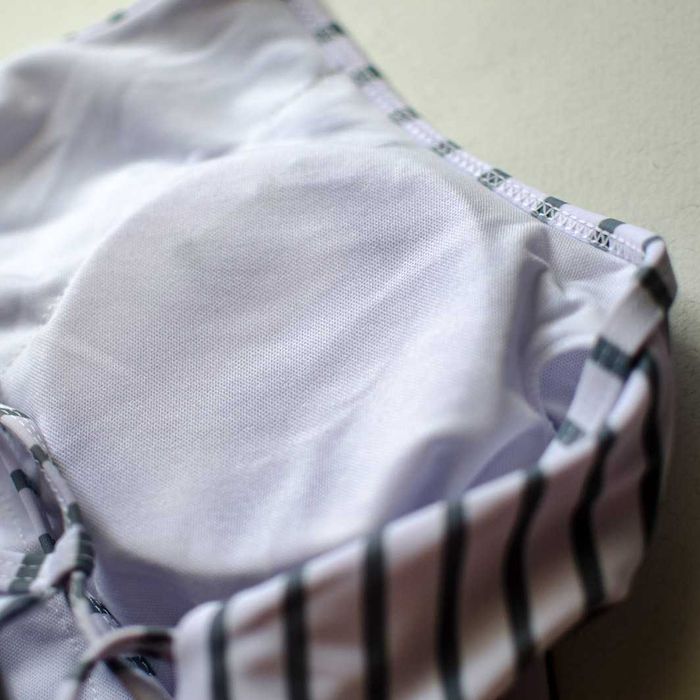 роздільний  купальник з високими трусиками