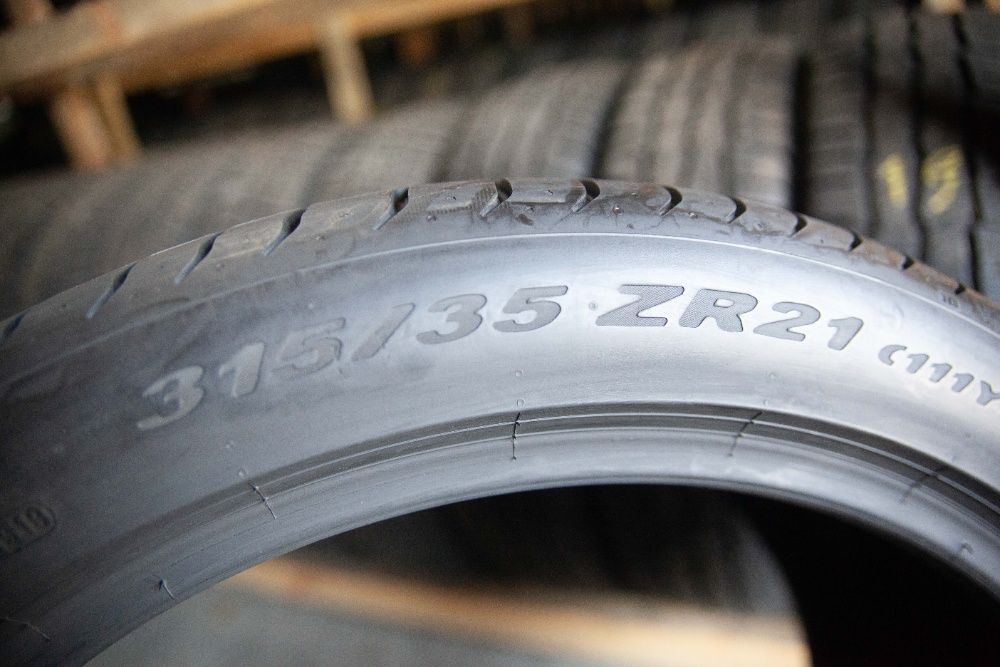 Шини літо 315/35R21 Pirelli Pzero 2шт 8рік супер стан