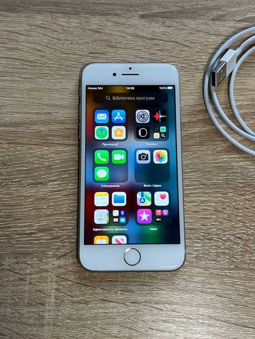 Apple IPhone 7 32ГБ White