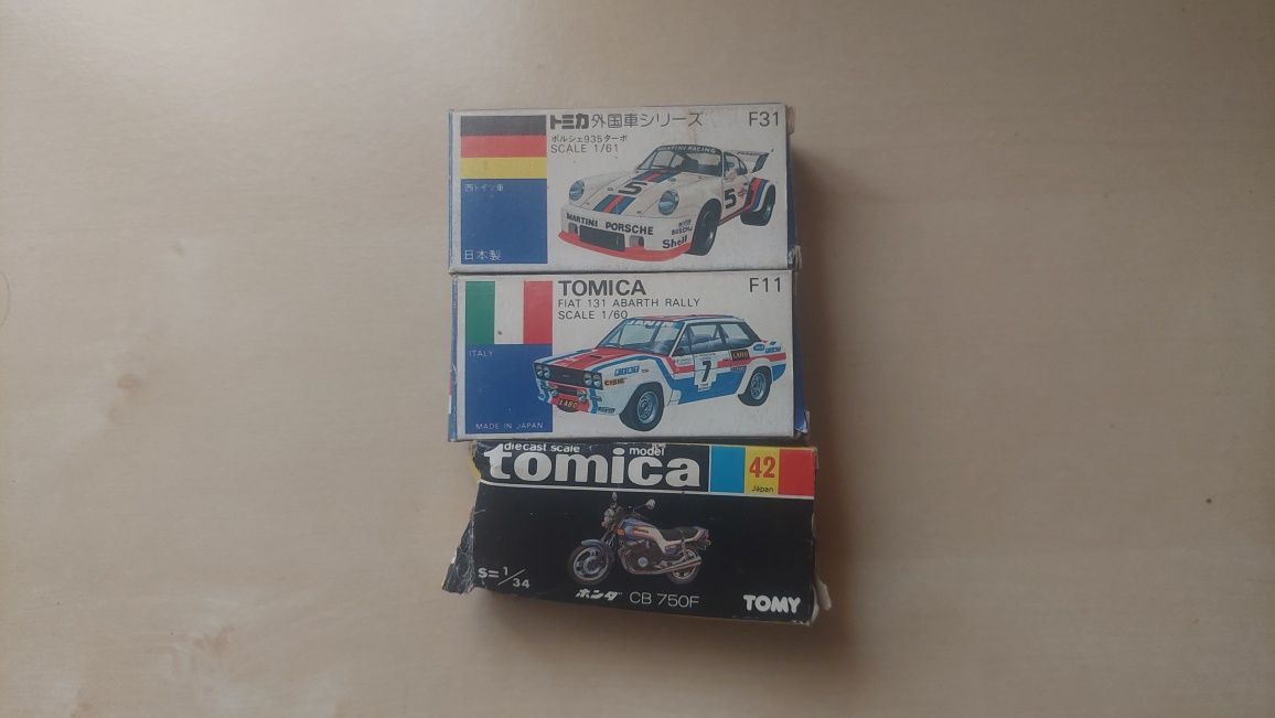 Miniaturas TOMICA