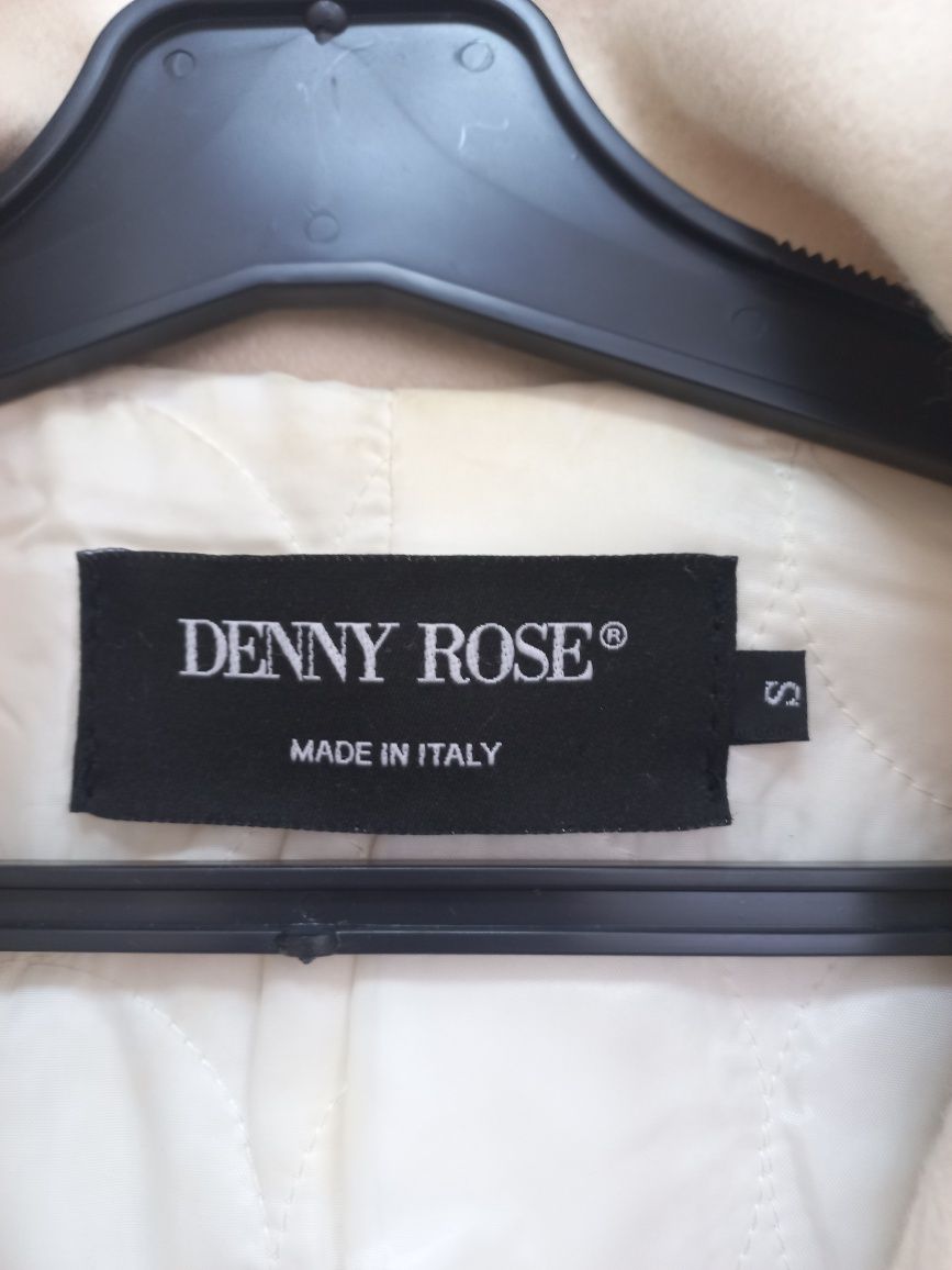 Пальто  DENNI ROSE .