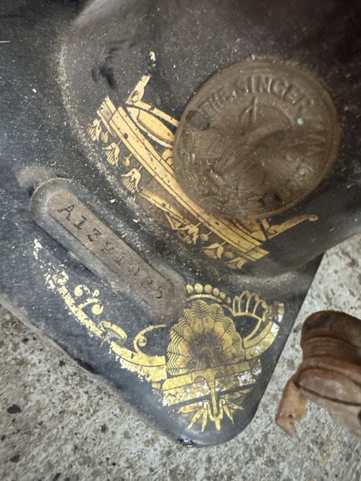 Швейная машинка Singer Sphinx